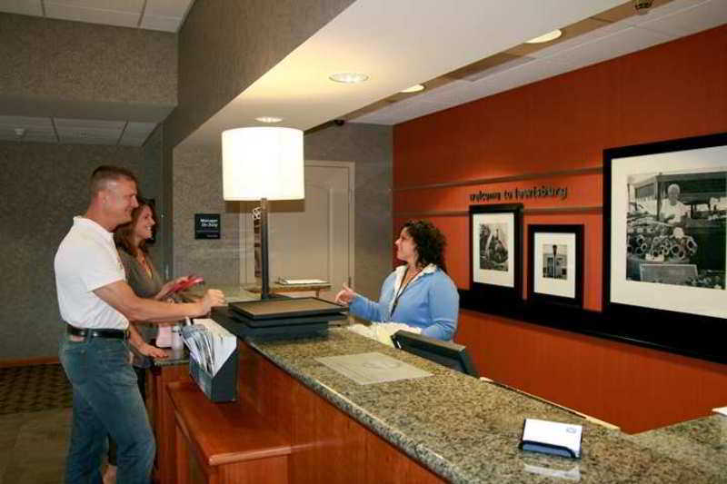 Hampton Inn Вустер Интерьер фото